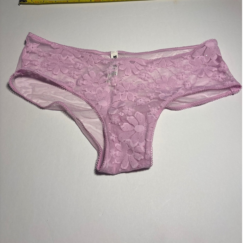 PINK Victoria's Secret Lavender Floral Lace Cheeky Panties Women Medium Low Rise